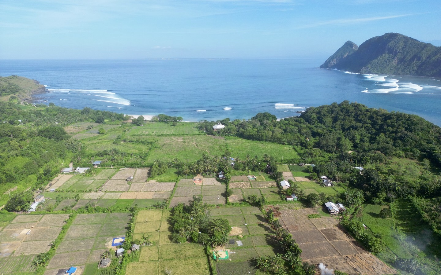 West Sumbawa Super Suck Surf Camp - International Surf Properties